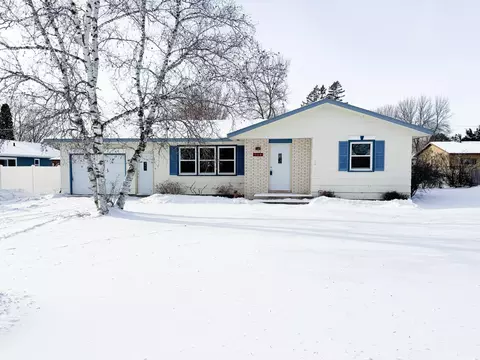 304 Broadway Ave, Detroit Lakes, MN 56501