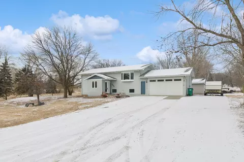 1068 29th St SE, Buffalo, MN 55313