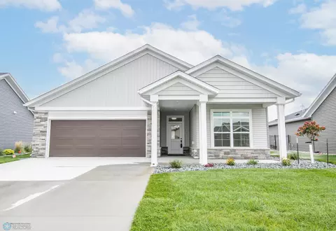 686 Rania Way W, West Fargo, ND 58078