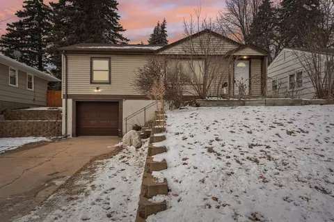 3538 Cleveland St NE, Minneapolis, MN 55418