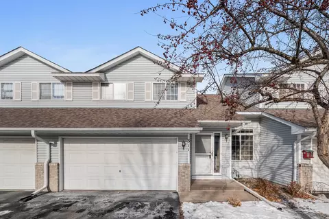 311 Creekside Dr, Buffalo, MN 55313