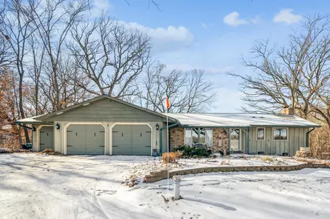 7830 Laketown Rd, Waconia, MN 55387
