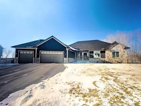 317 Lachermeier Ln, Waverly, MN 55390