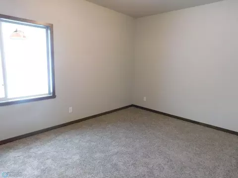 4776 41st St S, Fargo, ND 58104 photo 8