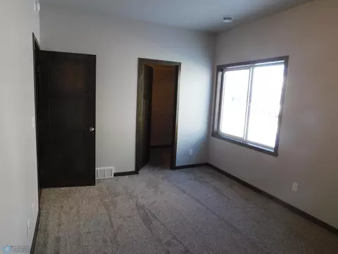 4776 41st St S, Fargo, ND 58104 photo 9