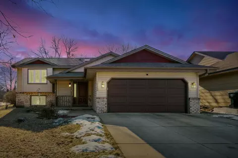 10356 Avocet St NW, Coon Rapids, MN 55433
