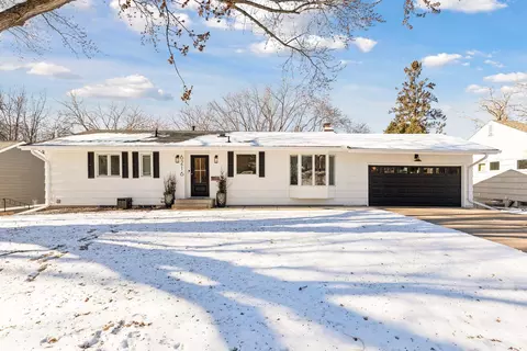 6216 Hansen Rd, Edina, MN 55436