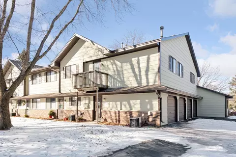 13505 Zenith Ln, Eden Prairie, MN 55346