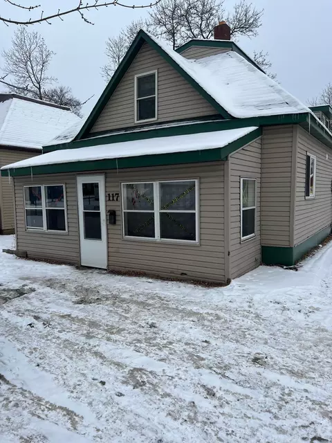 117 12th St NW, Bemidji, MN 56601