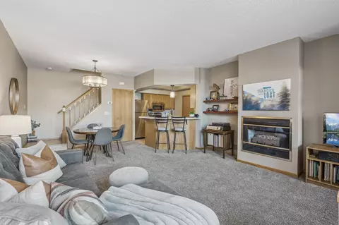 538 Lovell Ave #2, Roseville, MN 55113