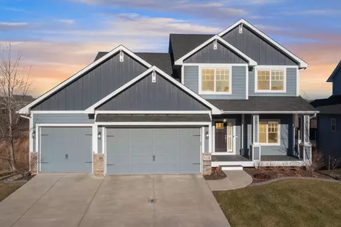 6414 151st St, Savage, MN 55378