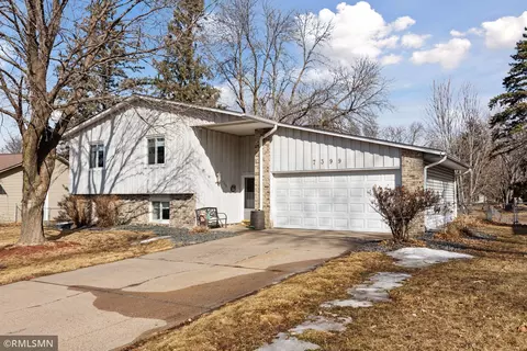 7399 Innsdale Ave S, Cottage Grove, MN 55016