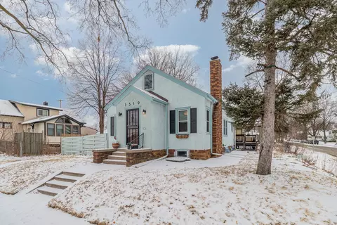 1319 Davern St, Saint Paul, MN 55116