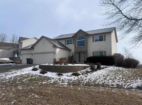 1969 Campfire Dr E, Waconia, MN 55387