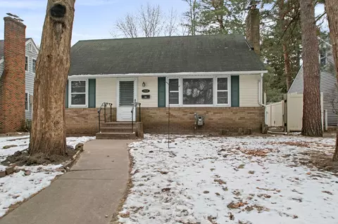 2684 Reardon Pl, North Saint Paul, MN 55109