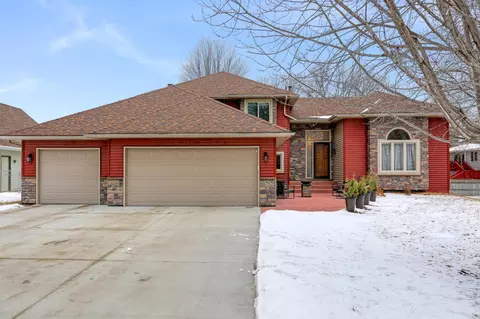 8752 Norwood Ln N, Maple Grove, MN 55369