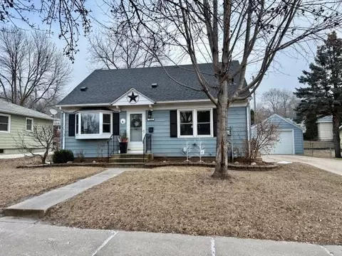 1418 13th Ave NE, Rochester, MN 55906