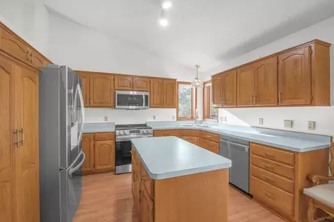 11607 W River Rd, Champlin, MN 55316 photo 4
