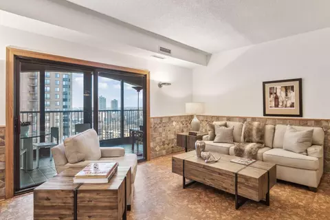 1235 Yale Pl #1401, Minneapolis, MN 55403