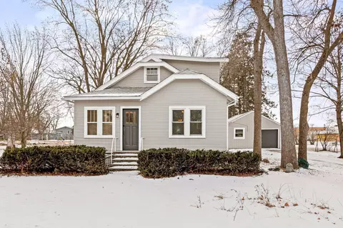 710 E South St, Litchfield, MN 55355