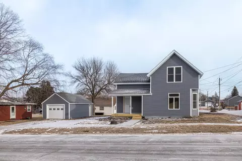 214 Center Ave S, Eyota, MN 55934