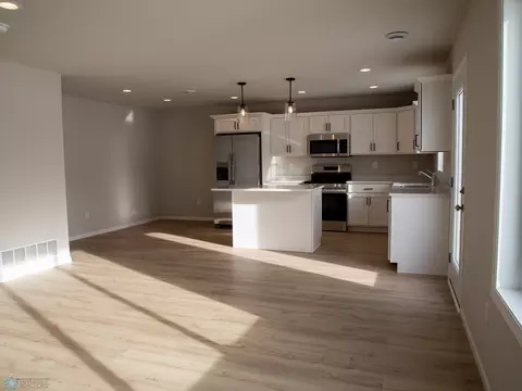 7906 Buckthorn Ave, Horace, ND 58047 photo 9