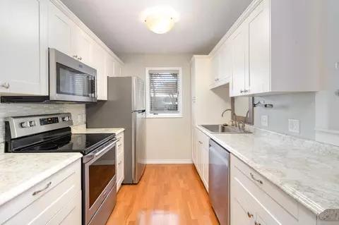 4830 Babcock Trl #133, Inver Grove Heights, MN 55077