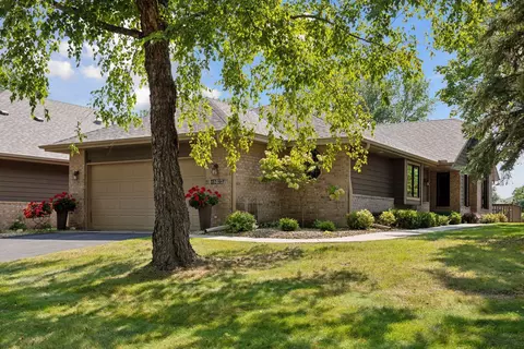 18023 Judicial Way S, Lakeville, MN 55044
