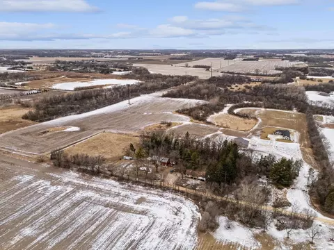23700 Fairgreen Ave, Farmington, MN 55024