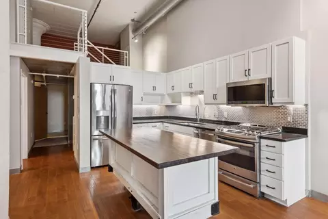 250 Park Ave #212, Minneapolis, MN 55415