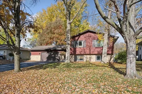 9590 99th Pl N, Maple Grove, MN 55369