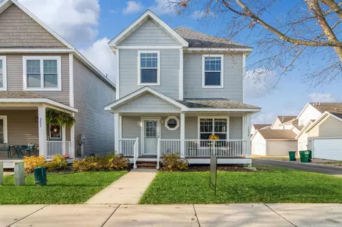 2888 Faulkner Dr, Chaska, MN 55318