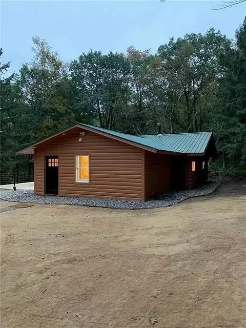 1456 Serum Rd, Modena, WI 54756