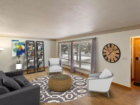 1503 Walnut St, Hastings, MN 55033