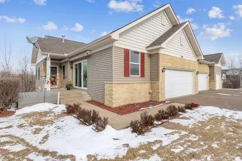 18791 Jordan Cir, Lakeville, MN 55044