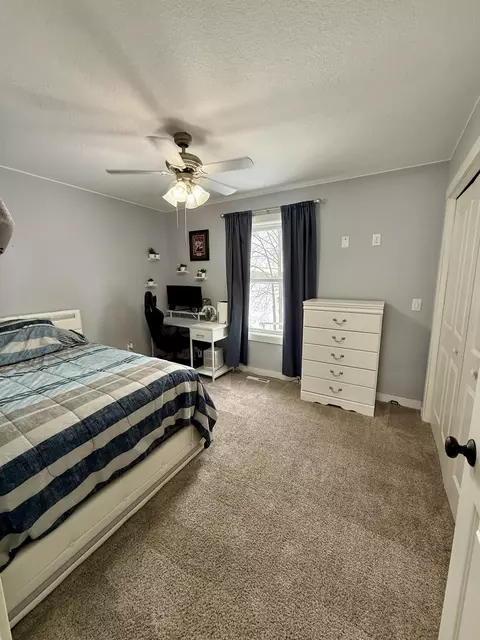 Bedroom - 39089 County Road 3, Avon, MN 56310 photo 2 of 4