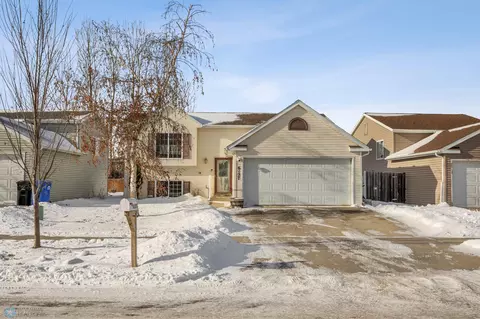6127 23rd St S, Fargo, ND 58104