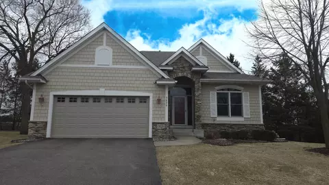 3826 Lilac Ct, Woodbury, MN 55129