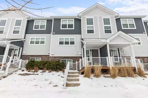 678 Eagle Ct, Lino Lakes, MN 55014