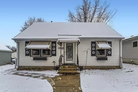 1920 4th St E, Saint Paul, MN 55119