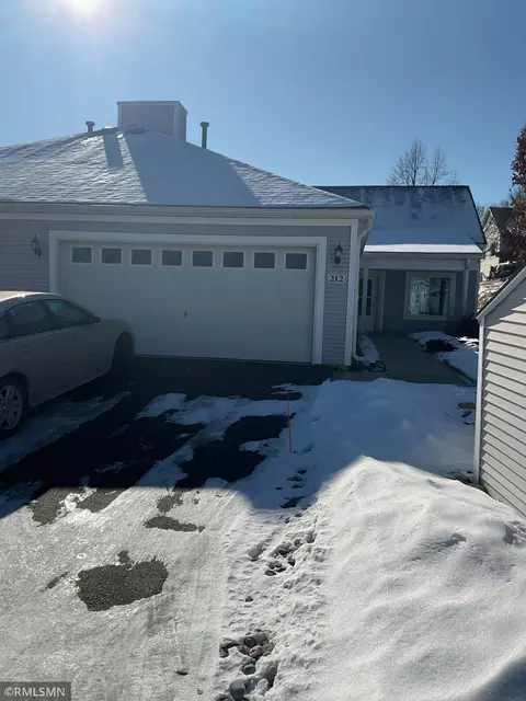 212 Emerson Ave E, West Saint Paul, MN 55118