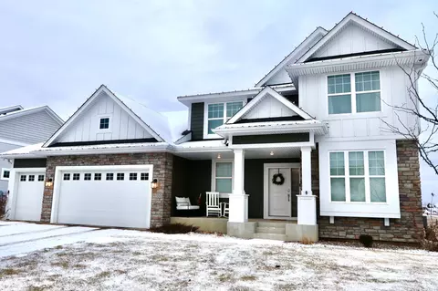 19350 Lupine Ln, Hamel, MN 55340