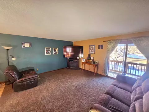 705 4th Ave NW, Plainview, MN 55964 photo 7