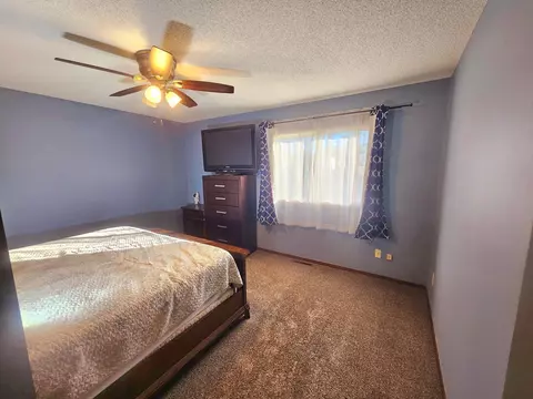 705 4th Ave NW, Plainview, MN 55964 photo 8