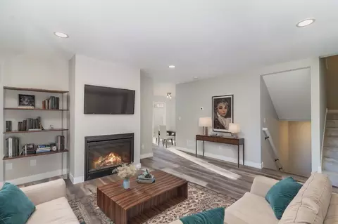 6290 Saint Johns Dr, Eden Prairie, MN 55346