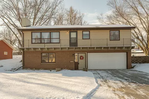 306 3rd St NE, Byron, MN 55920 photo 2