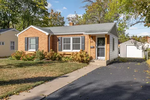 815 Iowa Ave W, Saint Paul, MN 55117
