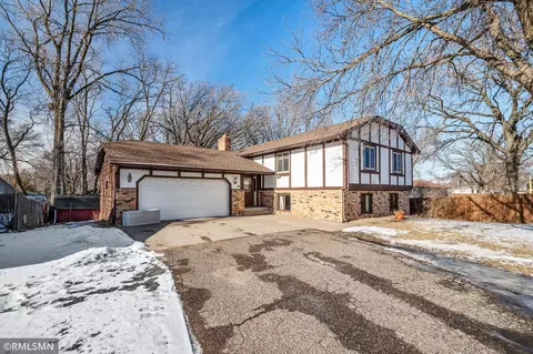 10616 Foley Blvd NW, Coon Rapids, MN 55448