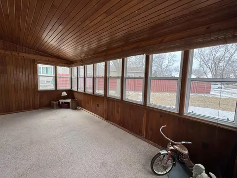 137 E St, Marshall, MN 56258 photo 20