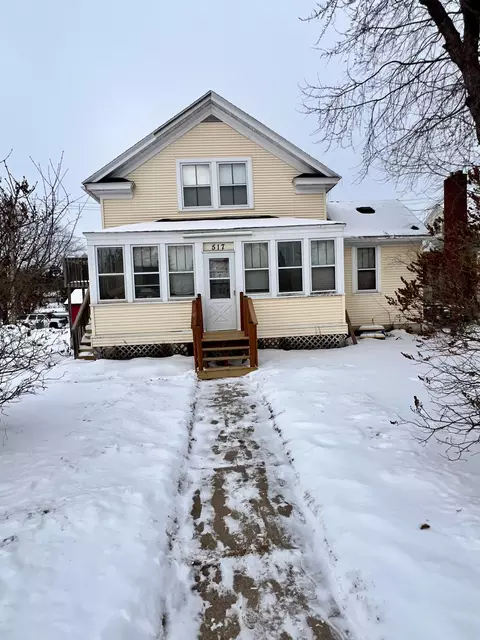 517 Roosevelt St, Coleraine, MN 55722